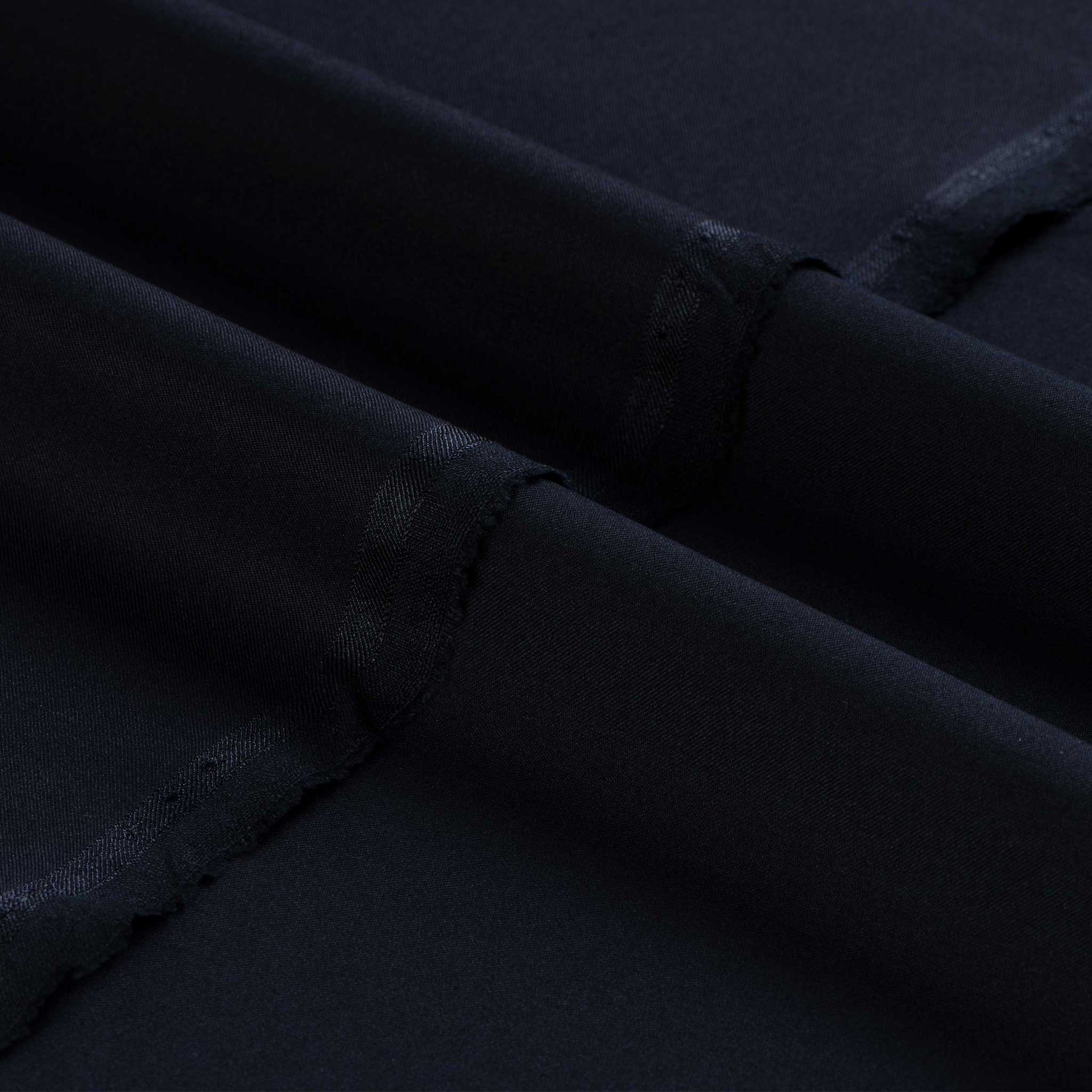 BLACK_aeca437c-92e7-48bf-aa3c-a13e535c229a.jpg