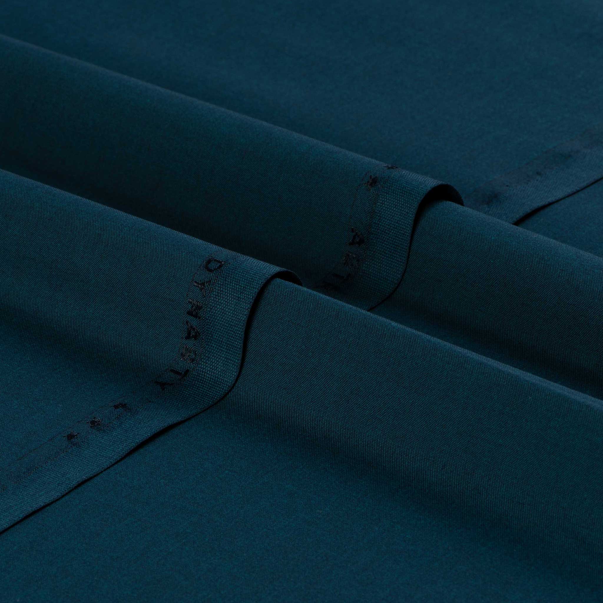 DEEP-BLUE_842c7789-d8e5-4e0b-89a9-f69cf01aaf3c.jpg