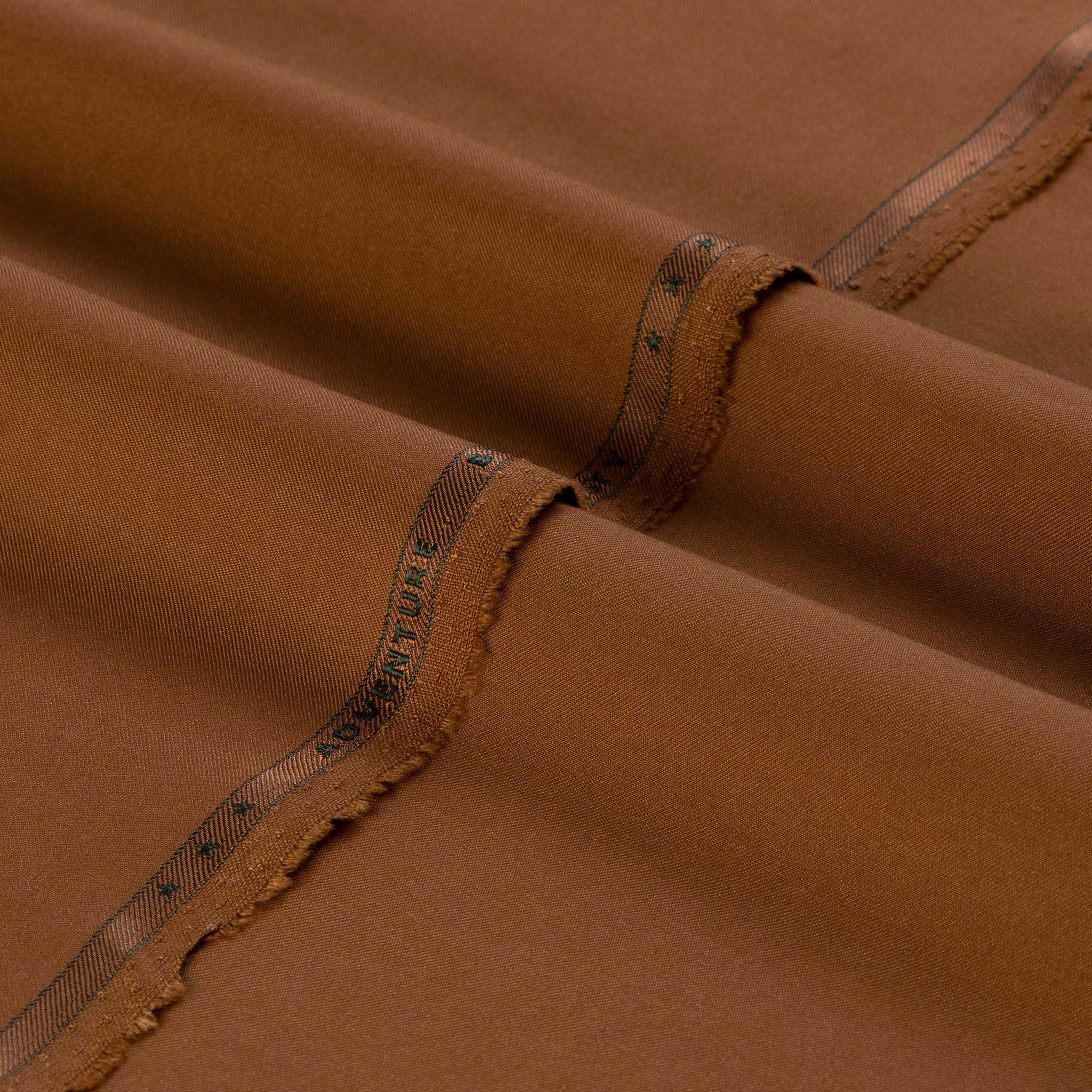 bronze_9f62a45d-ce67-41ca-8e10-afb819c76cbd.jpg